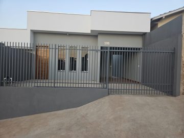 Casa - Aluguel - Centro - Ribeiro Claro - PR