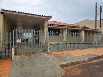 Casa - Venda - Centro - Ribeiro Claro - PR